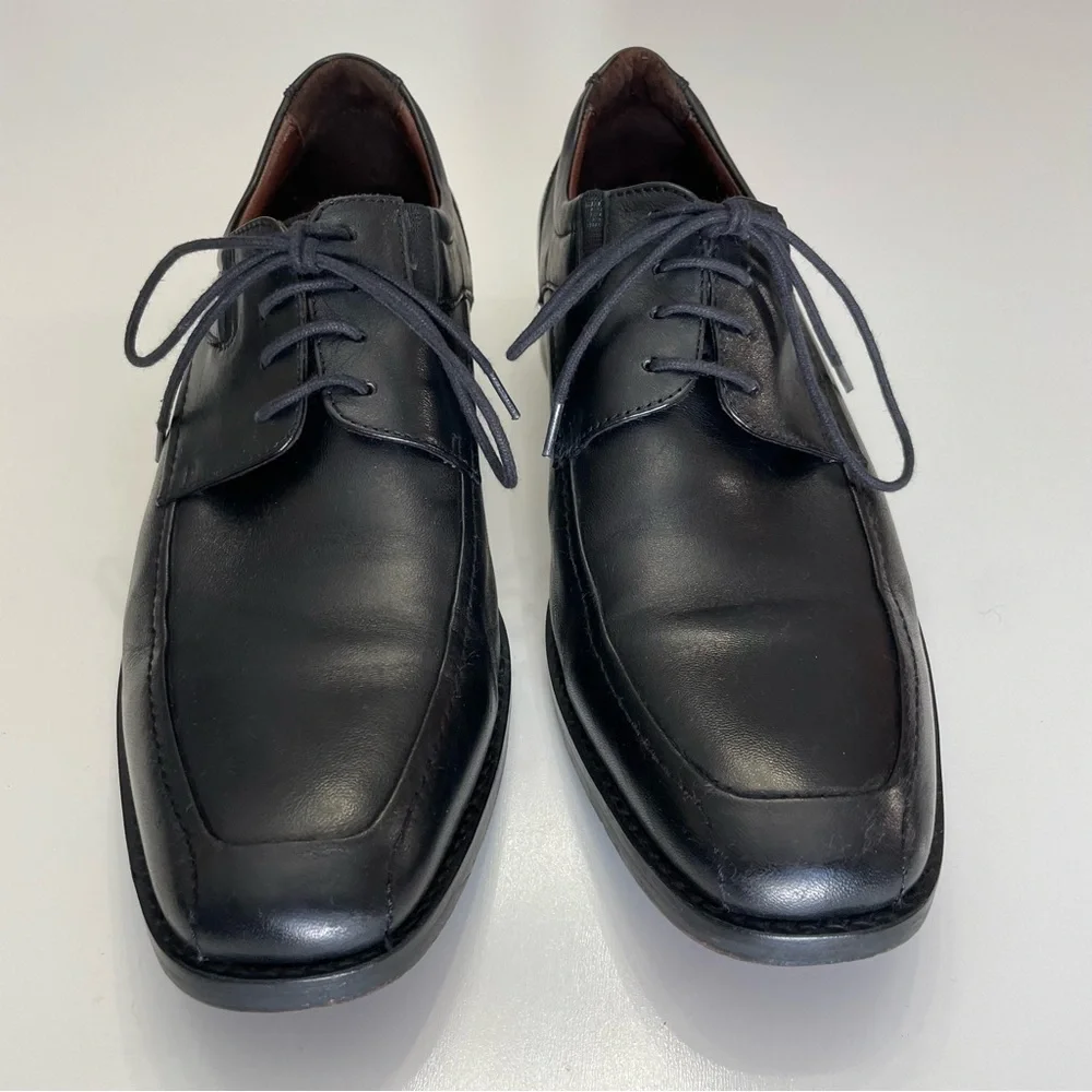 Johnston & Murphy Black Leather Bartlett Moc-Toe LaceUp Shoes, size 9.5